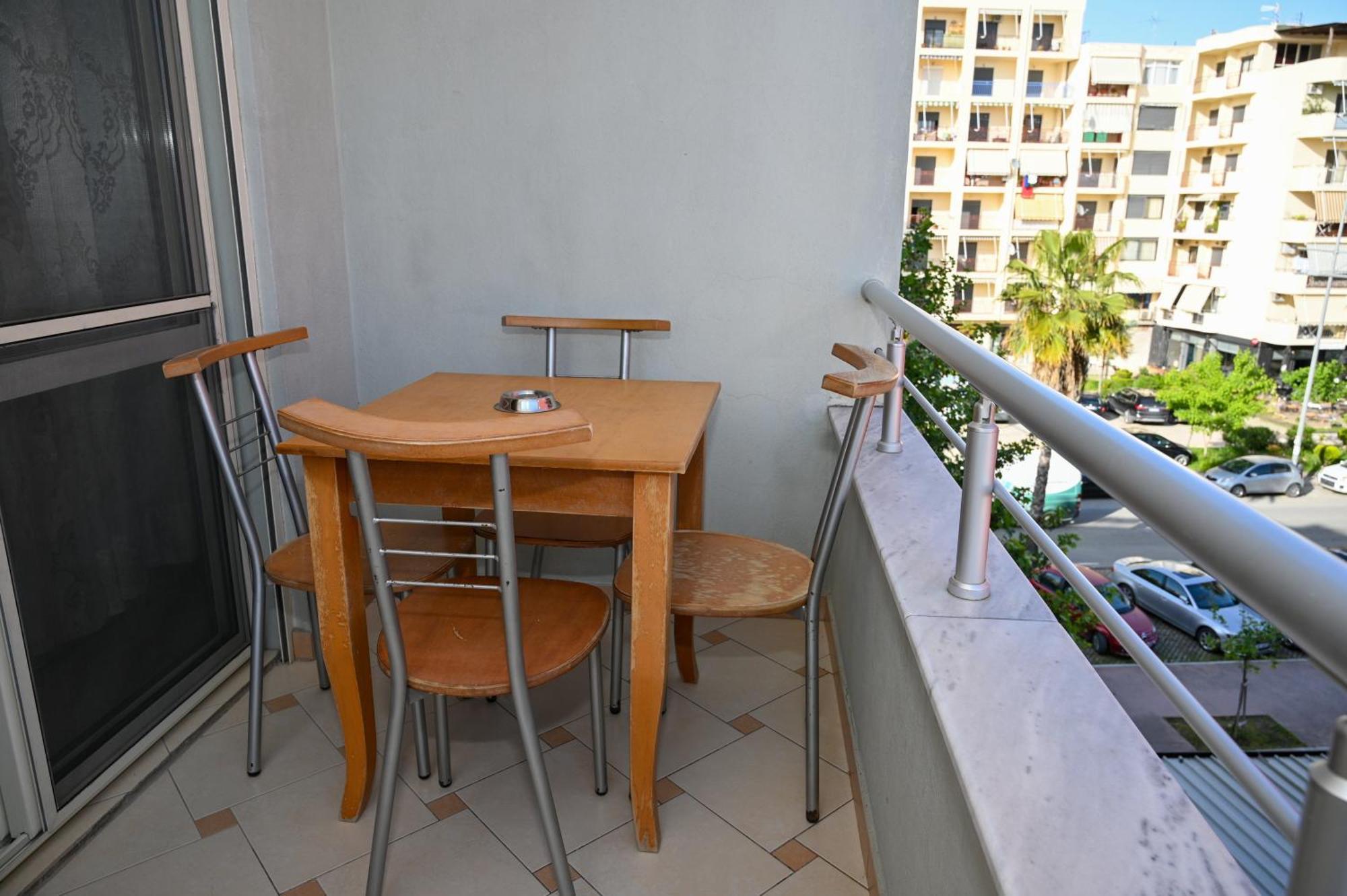 Hotel Vila Emes Дуррес Номер фото