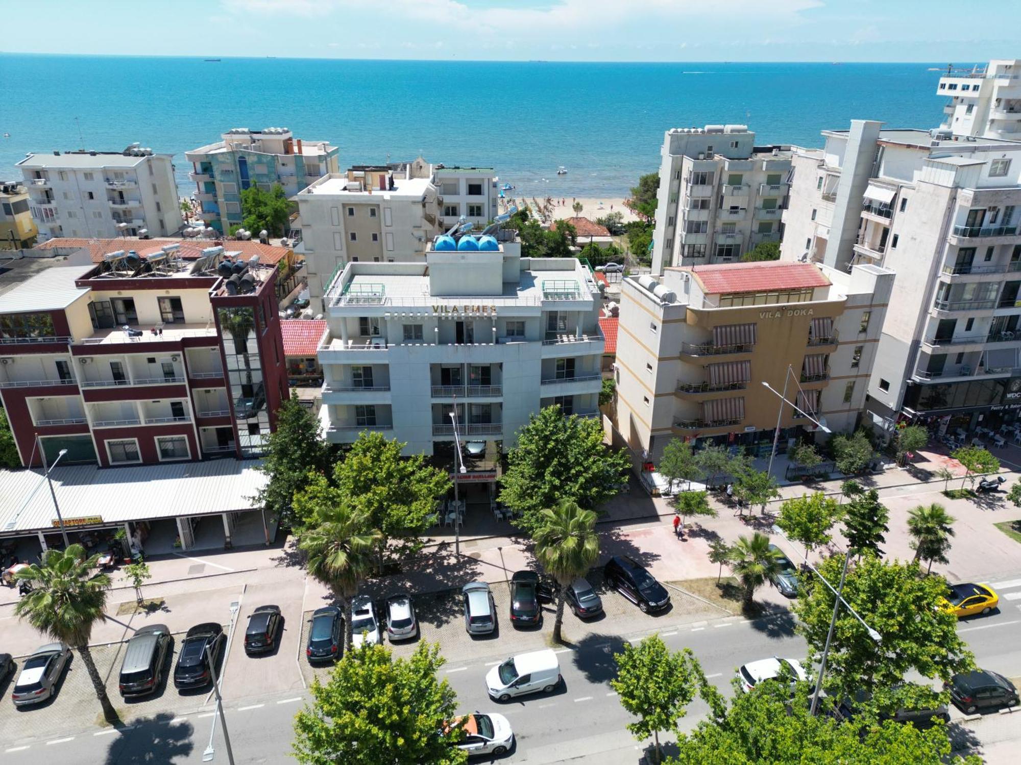 Hotel Vila Emes Дуррес Экстерьер фото