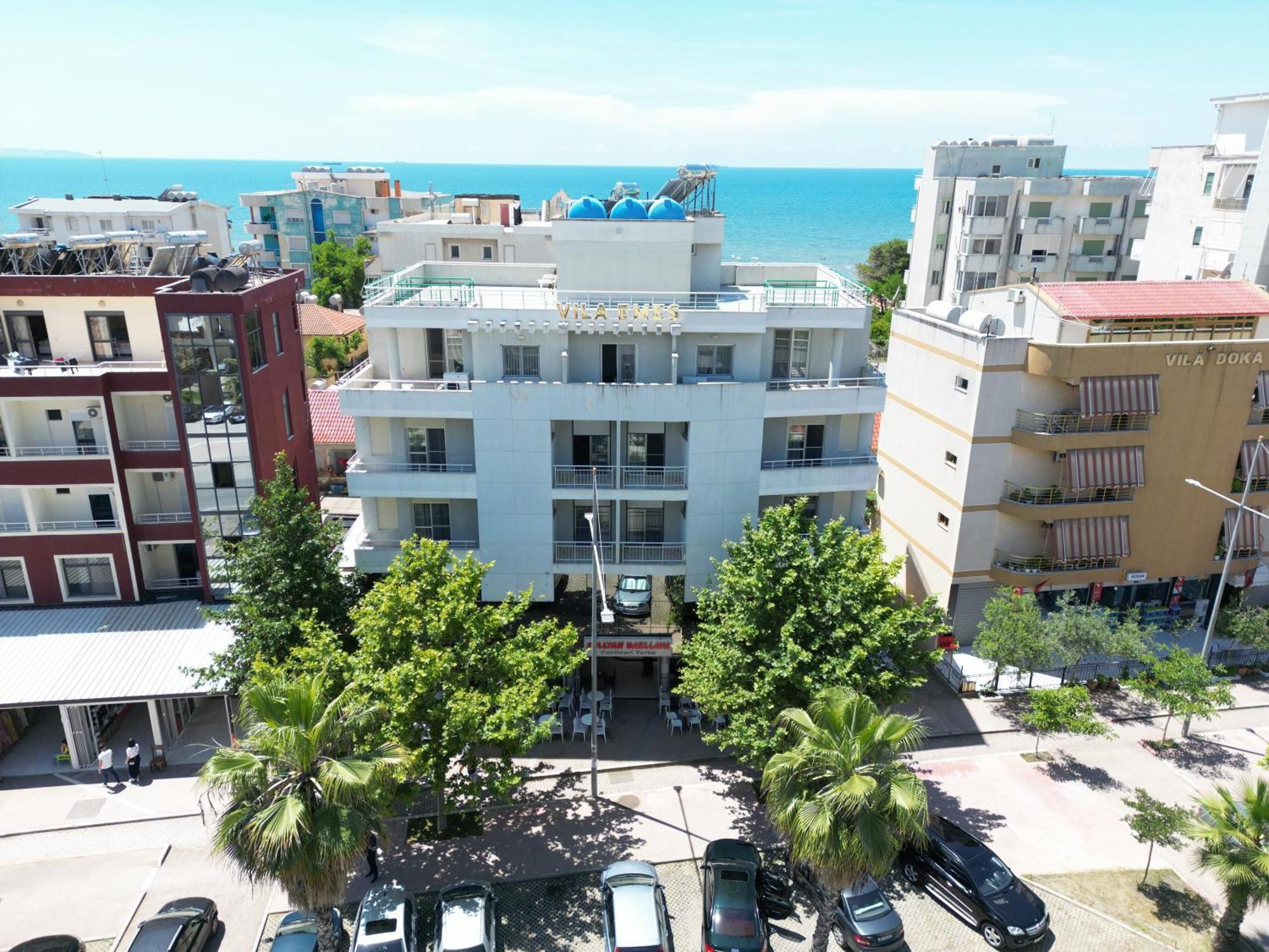 Hotel Vila Emes Дуррес Экстерьер фото